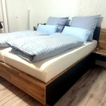 Premium Komfortwohnung Mit Balkon 120 Qm Und 2 Schlafzimmern Im Zentrum Apartment *