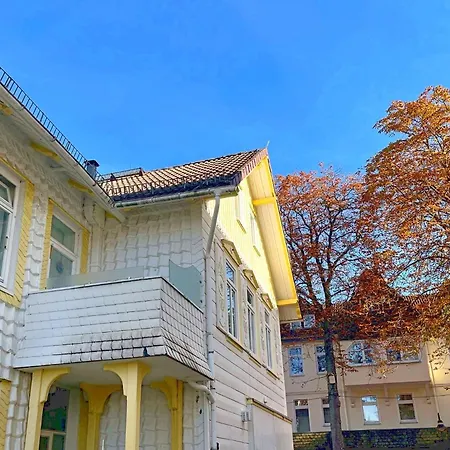 Apartment Premium Komfortwohnung Mit Balkon 120 Qm Und 2 Schlafzimmern Im Zentrum *